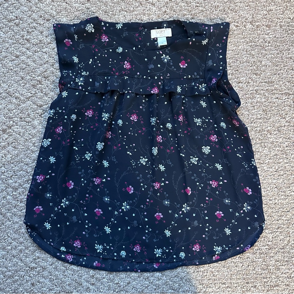 LOFT Navy Floral Sleeveless Top